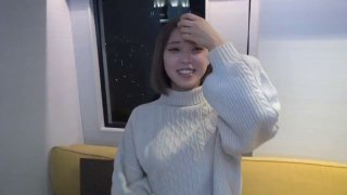 运营商原创老婆太骚干的她自摸大奶子