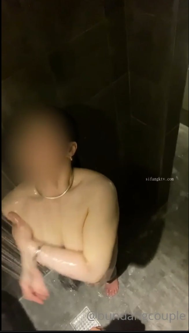 国产AV 精东影业 JD101 我的炮友是亲身母亲